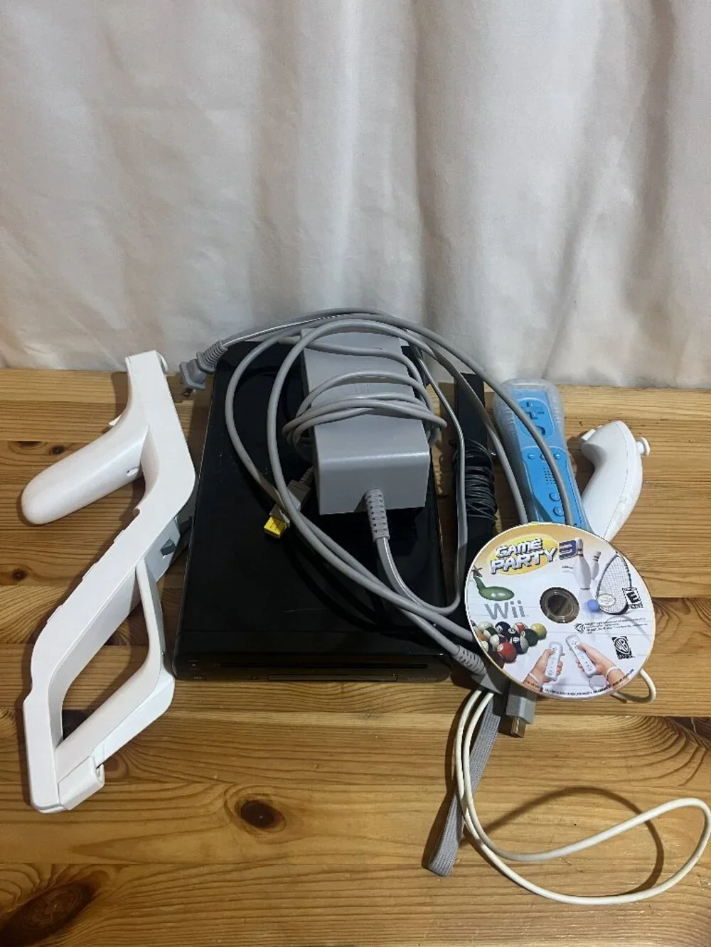 Nintendo Wii U Console with Cables, No Gamepad, Sensor Bar, Controller, Nunchuck